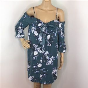 Rokoko dress small green floral off shoulder small